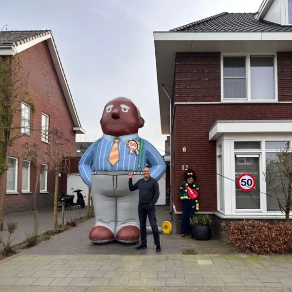 Abraham opblaaspop getint 4 meter Abraham opblaaspop getint 4 meter